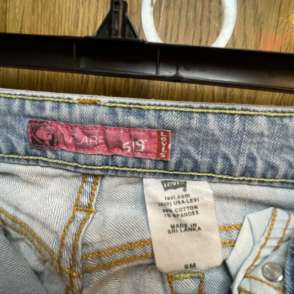 Y2K women’s Levi 519 light wash jeans pre-loved some wear on cuffs size 9M - Picture 3 of 3